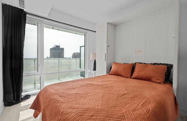 Teahouse Condos in Downtown Toronto - Foto 30