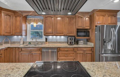 Pond View Retreat Spacious 3BR - Foto 21