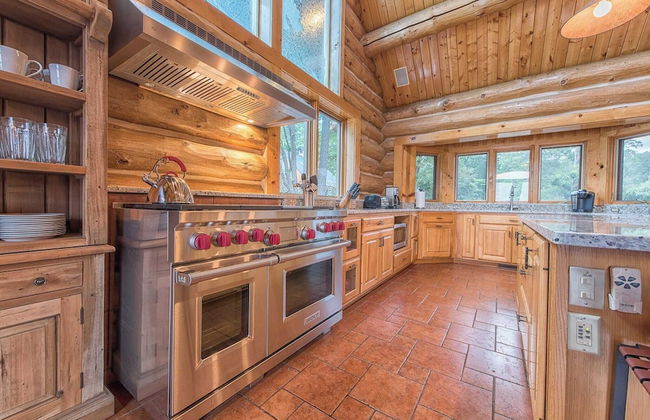 Azalea Retreat by Avantstay Sleeps 34 & Pool - Foto 16