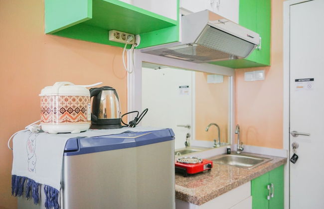 Cozy Studio Apartment at Tamansari Skylounge near Soetta Airport - Foto 6