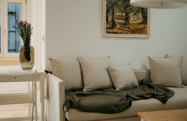 Lenko Bianco Studio by Estia - Photo 4