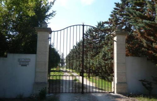 Les Templiers - Petit BIZERTY 36 pers (Mas privé) - 2 piscines - Salle 200 m² - Foto 6