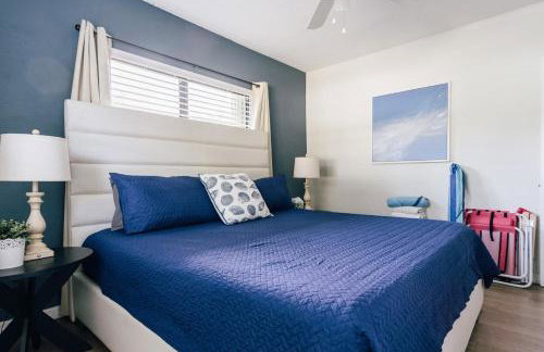 One bedroom private apt 2 blocks to beach King Bed - Foto 17