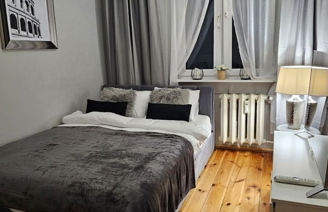 Apartment in Zyrardow 10min to Suntago - Photo 5