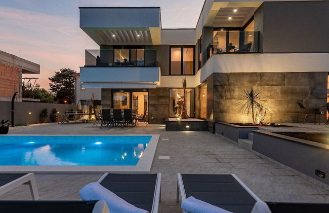 Ren-lux With Heated Pool - H - Foto 17