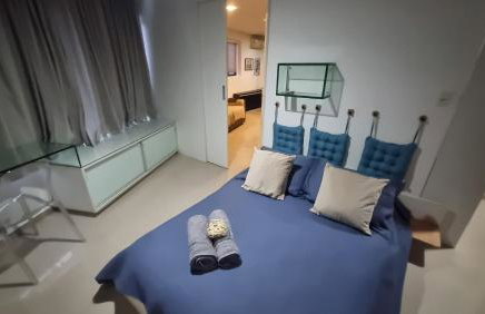 Flat mobiliado e bem localizado - Foto 1