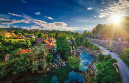 Apartment Stone and Wood - Photo 68