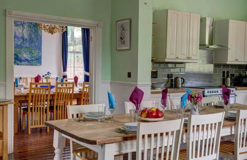 Lambourn House, Countryside Retreat for up to 26 - Foto 6