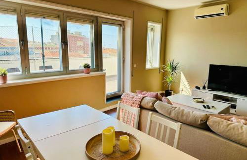 Renovado com AC, 2 WC completos, terraço e garagem - Foto 58