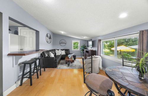 Keuka Wine Trail Vineyard View Farmhouse - Fire Pit & Game Room - Foto 40