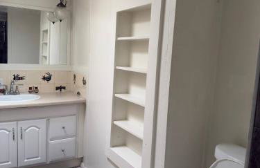 Fantastic 4 Bedroom in a Great Area - Foto 67