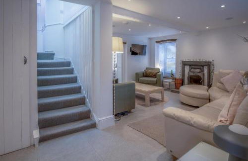 Caleb's Cottage - 4 Bedroom Cottage - Solva - Photo 53