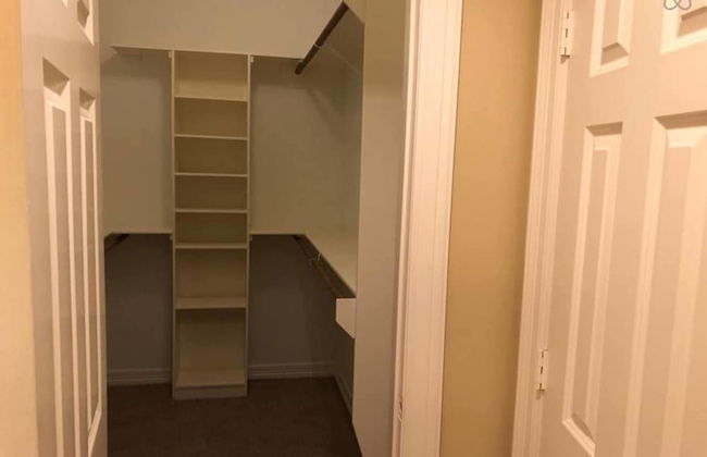 4 Story Rooftop - Executive Corporate Housing - Photo 6