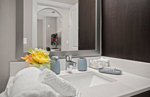 1 Bed Self Check-in pool Gym 30 plus Day Stays - Foto 17