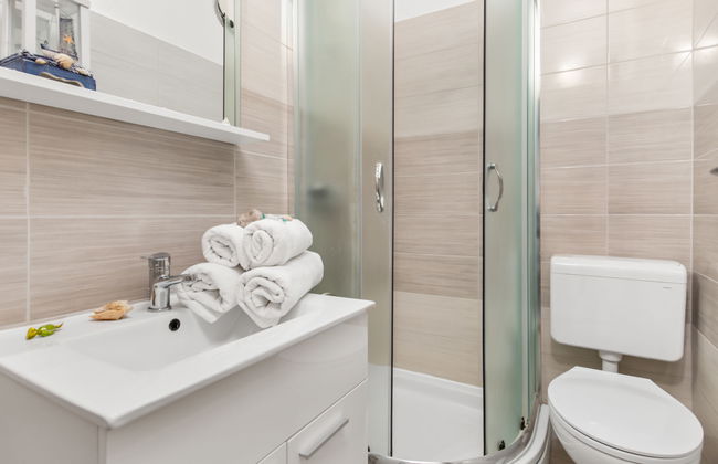 2 bedroom Apartment in Senj with swimming pool and garden - Photo 25