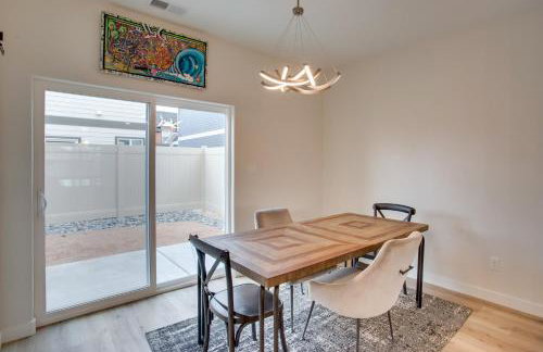 Modern Townhome ~ 3 Mi to Dtwn Grand Junction - Foto 4
