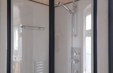 Dinky's Den - Foto 8