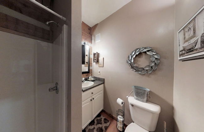 Blessed Nest 1 Bedroom Cabin by RedAwning - Foto 13