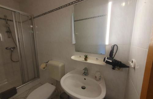 ABM Apartment 17 - Photo 12