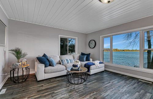 Renovated Lake Cabin with Fire Pit and Kayaks - Photo 6