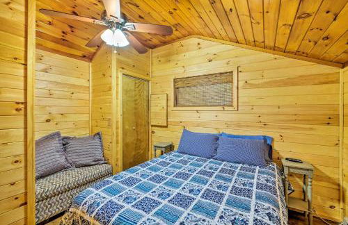 Bolton Landing Cottage with Deck, Walk to Beach! - Foto 8