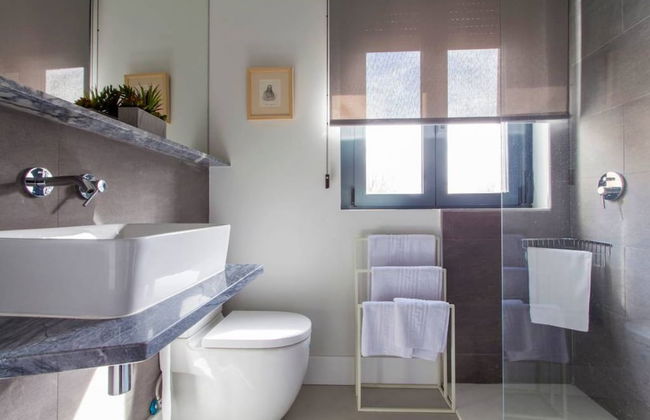 Sevilla Alquila Amplios Apartamentos Duplex en San Bernardo - Foto 58