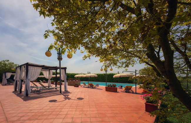 Villa Curina Resort - Photo 51