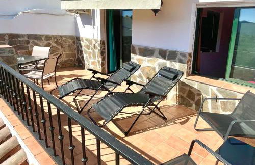 Apartamentos Axarquia , Frigiliana, terraza privada con vistas a la montaña rio y al mar - Photo 23