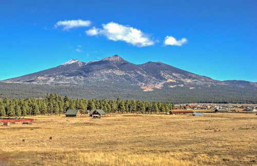 Rustic Cabin with Decks, Alpine Views and Pool Table! - Foto 2