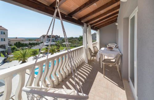 Villa Esea: Poolside Paradise & Relaxing Retreats - Foto 18