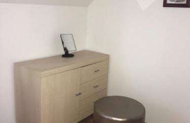 Charming Countryside Apartments - Photo 50