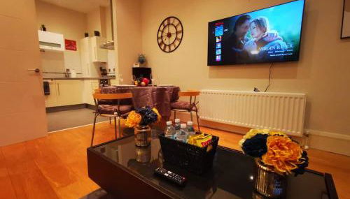 2BR Modern Luxury Loft Apartment - Foto 2