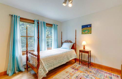 Meriden Village of Plainfield Home with Backyard - Foto 25