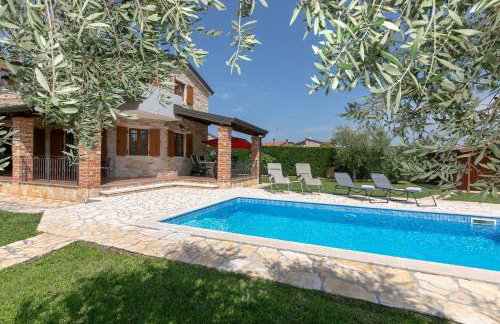 Mediterrane Villa mit privatem Salzwasserpool, Babybett, Whirlpool, Tischtennis, Spielplatz - Foto 30