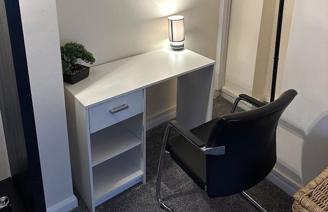 Apartment - Sleeps 2 - Parking - Wifi - Foto 7