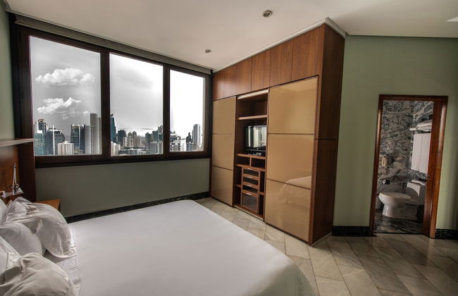 Torres de Alba Hotel & Suites - Photo 13