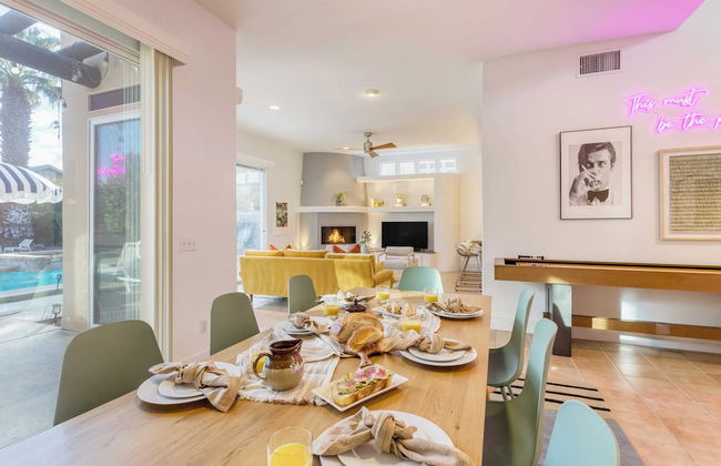 Pool + Hot Tub, Yard, Games Chic Midcentury Design Painted Sand by Avantstay - Photo 15