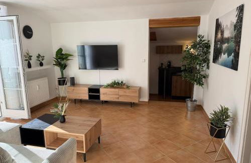 Alpen-Oase - Gemütliche FEWO mit Terrasse - Foto 20