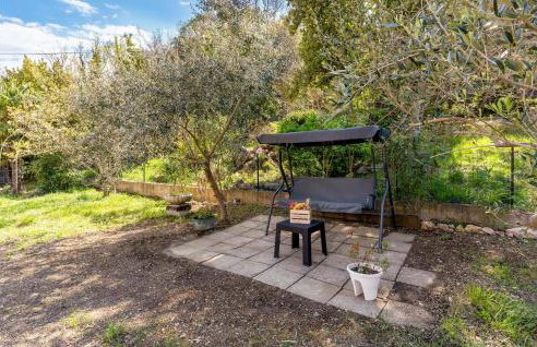 2 Bedroom Amazing Apartment In Bakar - Photo 11