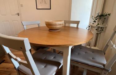 2025 Award Winner Liverpool Ivy House - 4 Bedrooms - Foto 26