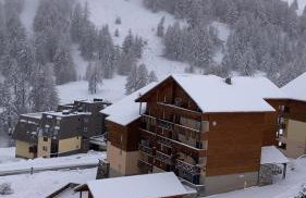 Appartement 35 m2 4p proche des pistes de ski la foux d Allos Avec piscine chauffée saison été et wifi - Foto 11