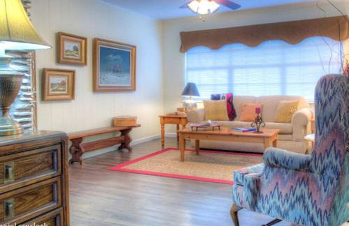 Lovely Cottage Rental with Waterfall on San Gabriel River near Austin, Texas - Foto 9