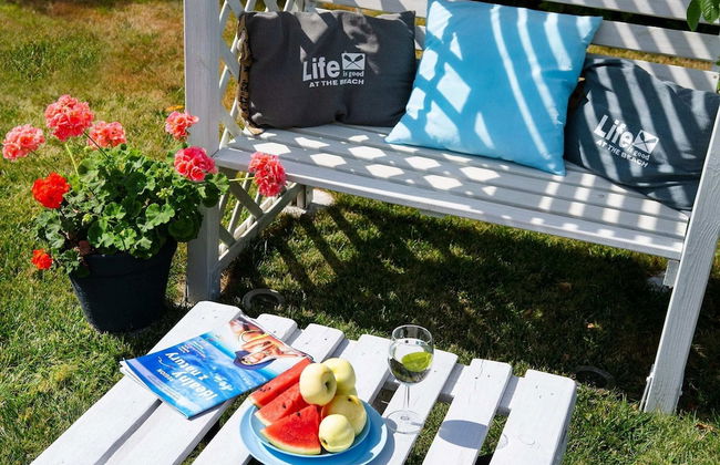 A Luxury Villa in a Seaside Village.living Room, 2 Bedrooms, 2 Bathrooms, Garden - Photo 12