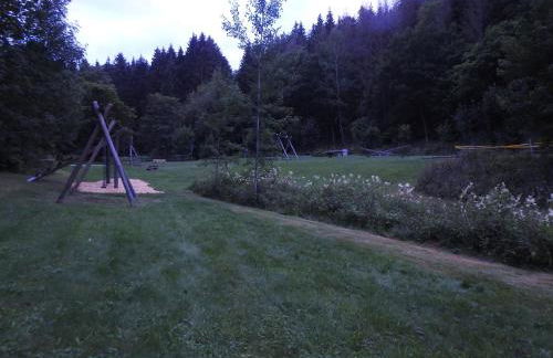 Rusti Deifeld - Foto 22