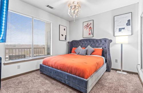 West Midtown Views - King Bed - Indoor Fireplaces - Foto 3