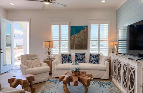 Serenity by the Sea St George Island Pool Home - Foto 2