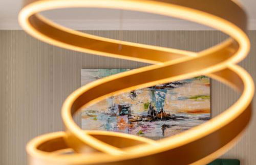 Luxury villa with private heated pool, garden and views of the sea and mountains. - Photo 60