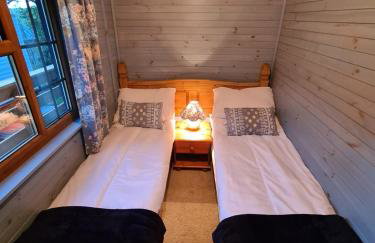 Unique Caravan with Outdoor Space Lodge - Foto 40