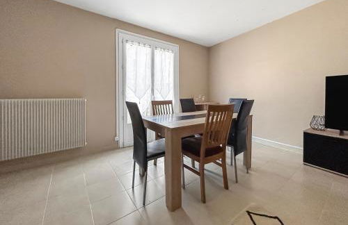 Maison Au Calme à 5min du Futuroscope - Foto 10