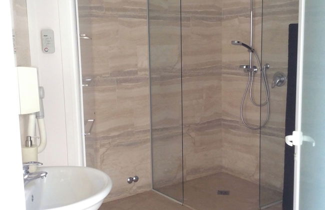 Fegina Deluxe 3 Bedrooms 3 Bathrooms - Foto 10